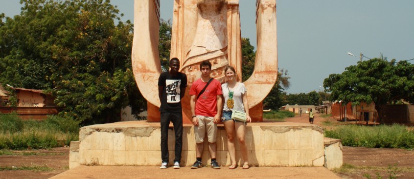 Galerie togoville monument 2